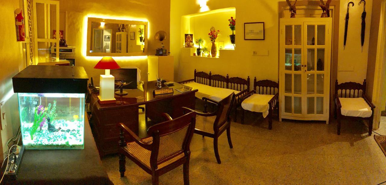 The French Villa 蓬蒂切里 外观 照片